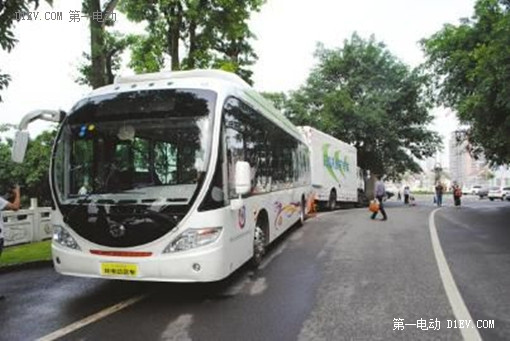 恒通CKZ6127威龍電動(dòng)客車(chē)