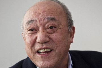 万向将烧钱造电动车 鲁冠球称直到成功或万向崩盘为止