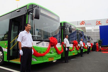 青奥会前南京再端“大餐” 增2530辆新能源公交车