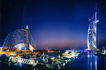 今日海外要闻:宝马i系威胁特斯拉 充电设施供应商巨亏