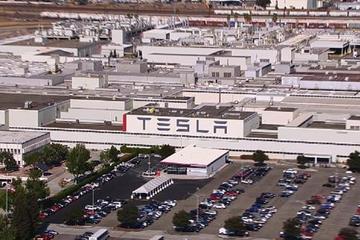 特斯拉欲将电池成本减至30% 需建200家超级工厂