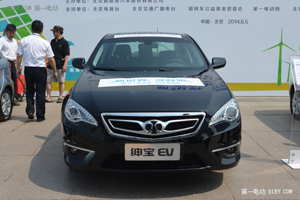 北汽紳寶EV