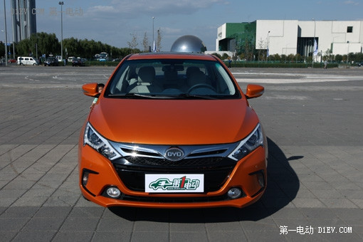 比亞迪<a class='link'  target='_blank'>秦</a>