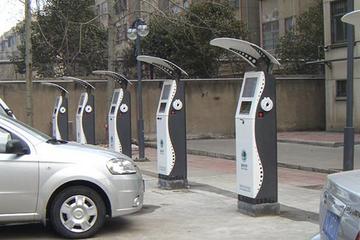 临沂电动汽车“来电”不方便 充电桩太少盼解决