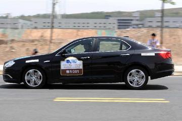 首屆環(huán)湖電動(dòng)汽車挑戰(zhàn)賽8日巡游 7輛純電動(dòng)賽車亮相