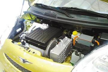 重庆研制出高速轮毂电机四驱电动汽车 百公里加速12秒