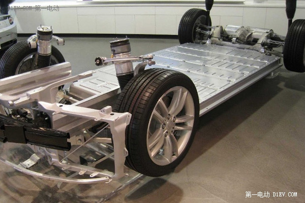 特斯拉Model S电动车底盘