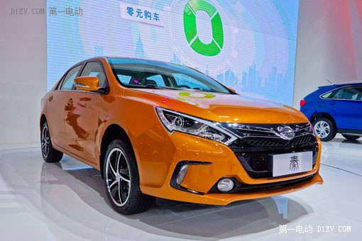 比亞迪秦插電式混合動(dòng)力車
