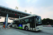 亞星純電動客車實現(xiàn)新突破