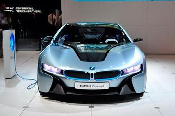 全新BMW i8中國8月18日正式預(yù)售 售價(jià)約為220萬元