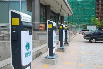 福州充電樁基本閑置 80個(gè)充電設(shè)施未見汽車使用