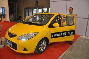 南京开出首张新能源汽车免税单