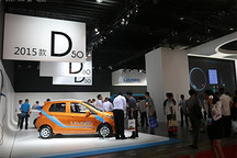 【一周热点】雷丁电动车闪耀山东车展 第一电动网友试驾江淮iev5