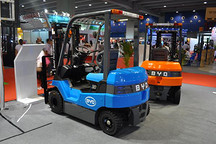 比亞迪布局新能源全領(lǐng)域 搶占電動(dòng)叉車市場