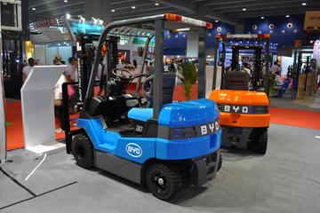 比亚迪布局新能源全领域 抢占电动叉车市场
