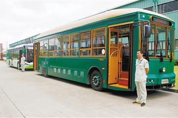 北京首条纯电动观光巴士线路投运 三友化工沾光电动车红利