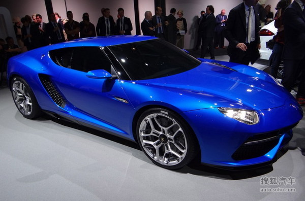 Реальный снимок Lamborghini Asterion