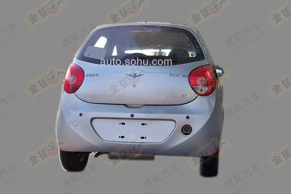 曝奇瑞REEV增程車(chē) 首度現(xiàn)身實(shí)車(chē)路試諜照
