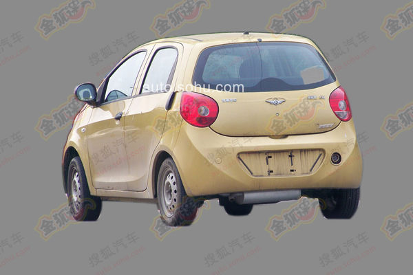 曝奇瑞REEV增程車(chē) 首度現(xiàn)身實(shí)車(chē)路試諜照