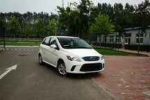 續(xù)航突破230公里 北汽EV200能否掀起電動(dòng)汽車新風(fēng)暴