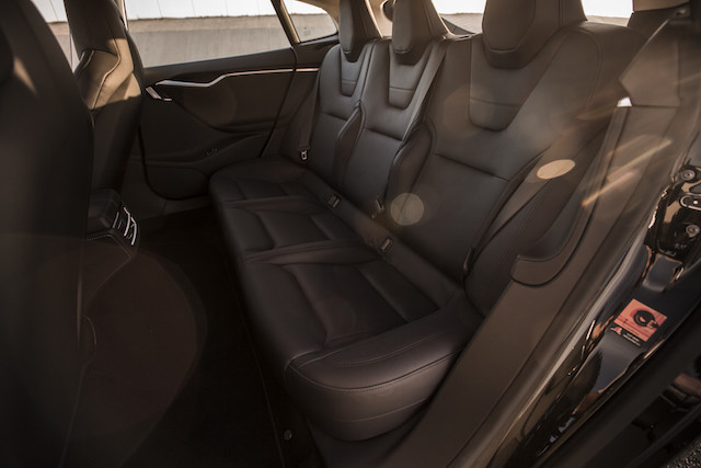 2015-tesla-model-s-p85d-rear-interior-seats-1.jpg