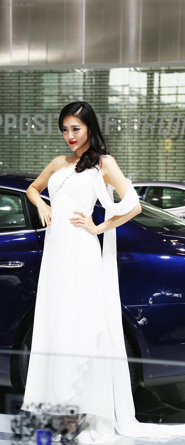 看气质不看"卖肉" 广州车展车模大合集