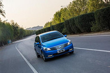 堅持中間路線 五問五答解讀騰勢電動車