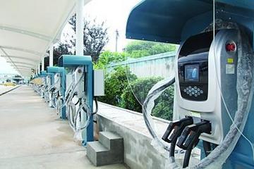 廣東惠州城區(qū)電動出租車充電樁規(guī)劃發(fā)布 兩年建250個樁