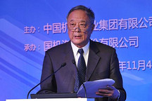 李萬里：發達國家公車經驗 自主新能源是主流