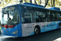 杭州新亮相纯电动公交车神器多多 今年将投入750辆