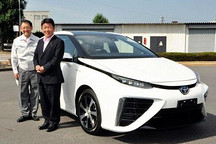 前歐洲議會(huì)主席唱衰豐田燃料電池車：賣一輛賠一輛