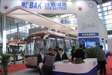 比克和安源聯(lián)合開發(fā)的新能源客車亮相高交會(huì)