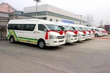 “九龍?jiān)臁奔冸妱?dòng)汽車駛?cè)氡本?最快充電僅需兩小時(shí)