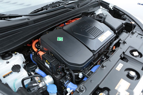 2015十佳發(fā)動(dòng)機(jī)公布！燃料電池首度入選