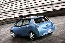 日產(chǎn)聆風(fēng)電動車將用新款電池 續(xù)航超400公里