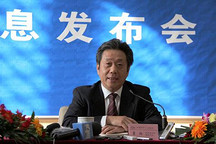 董揚：指責插電式混動不充電是無能 應加大充電樁建設