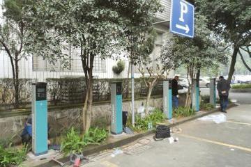 泸州百辆新能源出租月底开跑 起步价8元