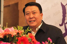 北汽集团董事长 徐和谊