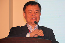 黃宏生：新能源汽車是“移動(dòng)的智慧家庭”