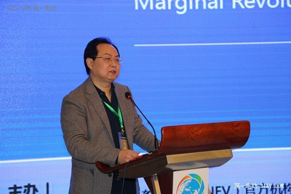 南開大學濱海開發(fā)研究院副院長劉剛