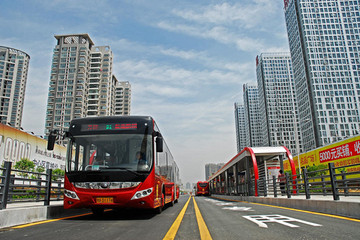 2015年預(yù)計(jì)新能源客車銷售3.5萬輛
