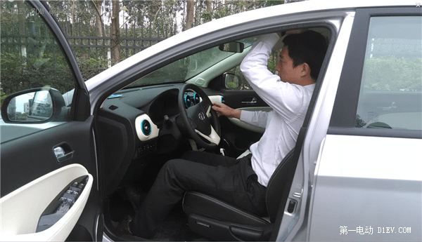 江淮車主見證純電動車發(fā)展史 體驗(yàn)江淮i