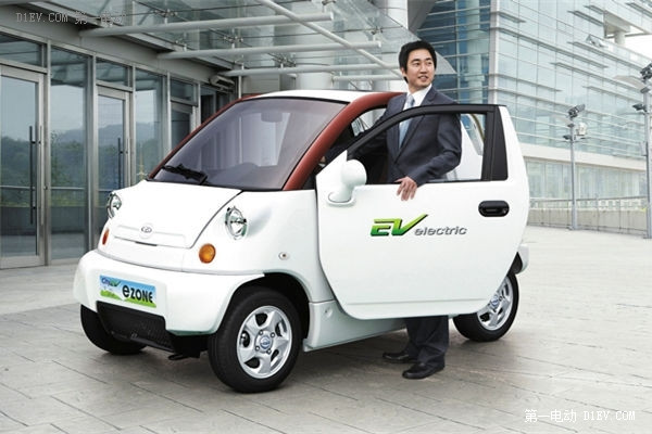 寶雅“童年”電動汽車
