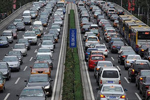 反思我国新能源汽车政策：莫以爱之名伤害所爱