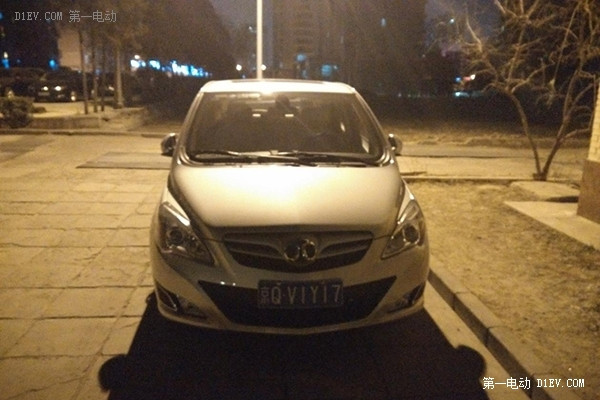 與“綠狗”共游京城 體驗北汽新能源E150EV