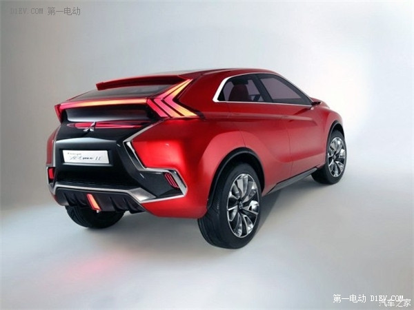 3月3日将亮相 三菱XR-PHEV II插电式官图发布