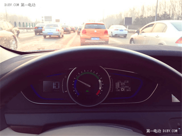 面面俱到 深度體驗(yàn)榮威550plug-in
