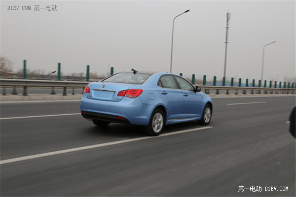 面面俱到 深度體驗(yàn)榮威550plug-in