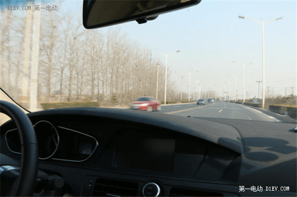 面面俱到 深度體驗(yàn)榮威550plug-in
