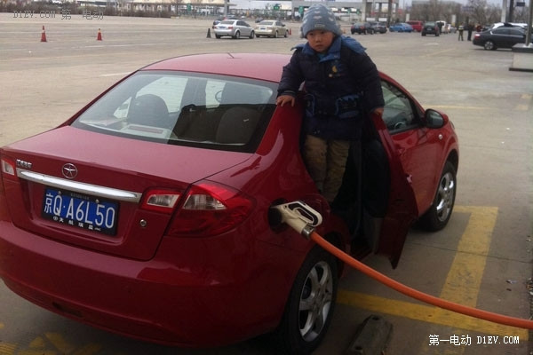 京沪高速充电流水账：北京江淮iEV4车主自驾回德州过年 